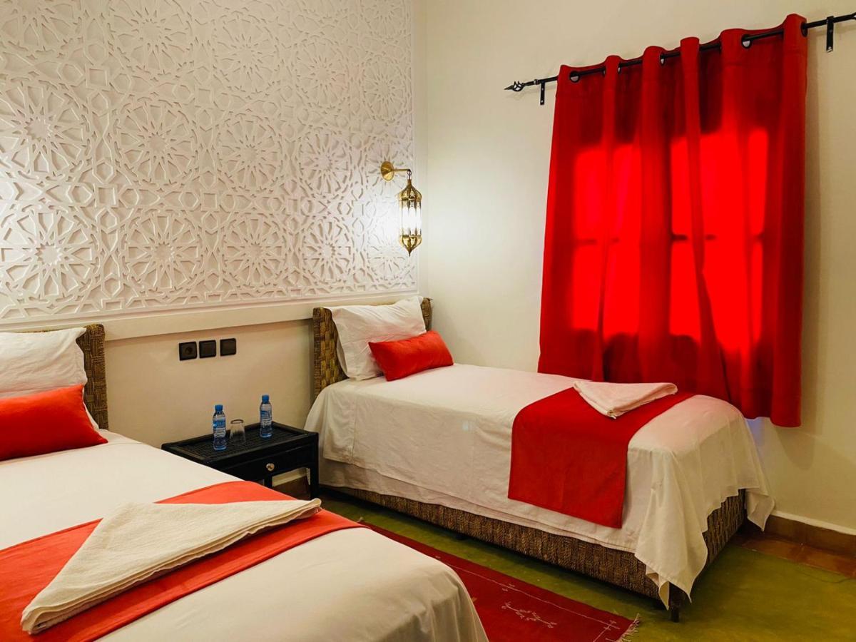 Hotel Kasbah Ennakhile Nkob Екстериор снимка